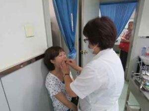 Acupuntura Lingual com Doutora Wang Hong em Porto Alegre