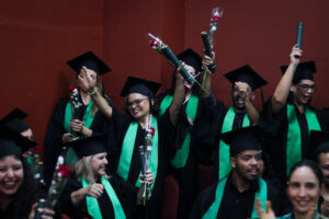 Fotos Primeira Turma de Graduação em Acupuntura a colar Grau com autorização do Ministério da Educação